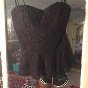 Black bustier lace peplum top